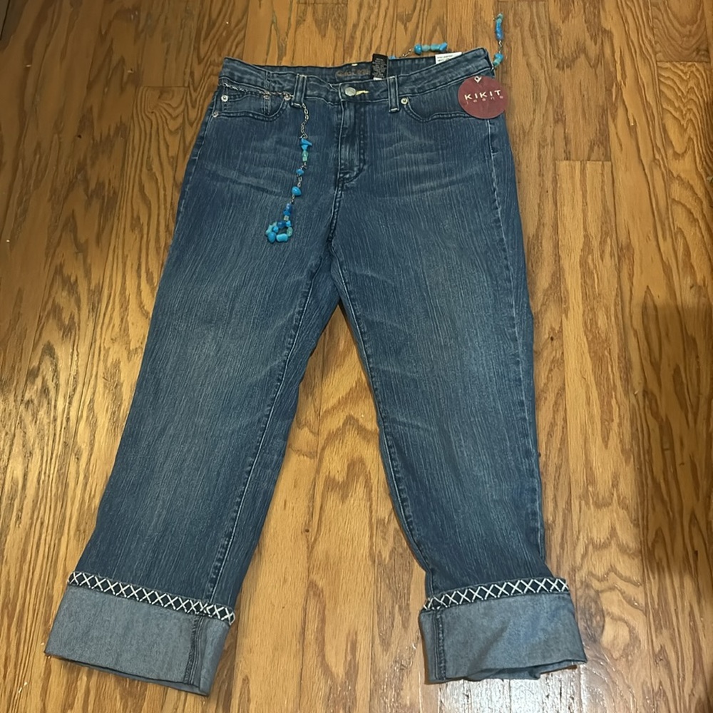 NWT Kikit Jeans Women’s Blue Cropped Stretch Jeans with Blue Beaded Belt 10